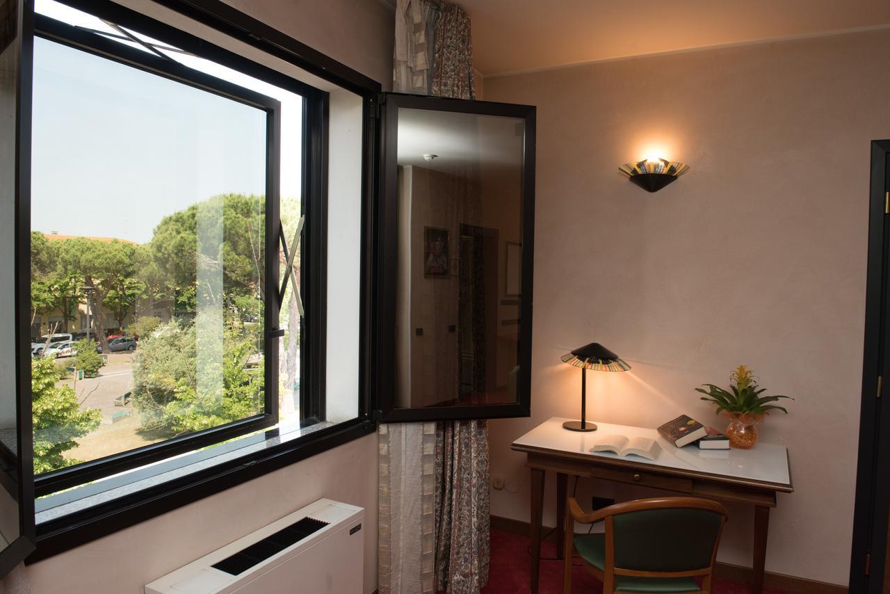 Hotel Tessarin Taglio di Po Exterior foto