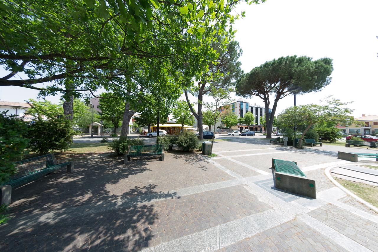 Hotel Tessarin Taglio di Po Exterior foto